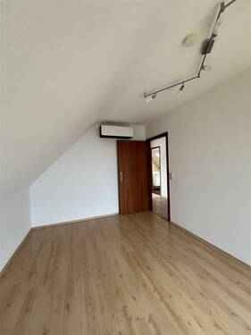 Zimmer 1 - 