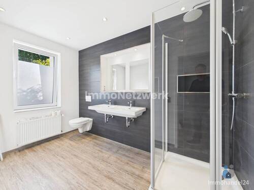 Bad 1 OG Haus 2 - 