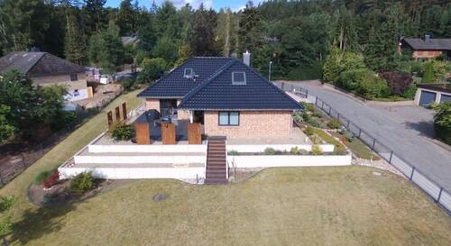 und vieles mehr - 