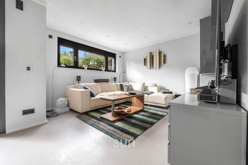 STILVOLLES WOHNZIMMER - 