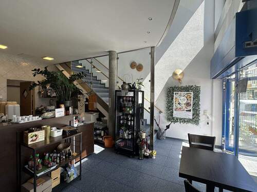 Gewerbe EG - Mehrfamilienhaus, Wohnhaus mit 400,00 m² in Langen zum Kaufen