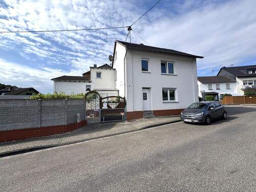 Bild 2 - 6 Zimmer Einfamilienhaus zum Kaufen in Neuwied