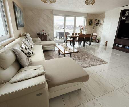 Wohn-Essbereich - 4 Zimmer Etagenwohnung zum Kaufen in Egelsbach