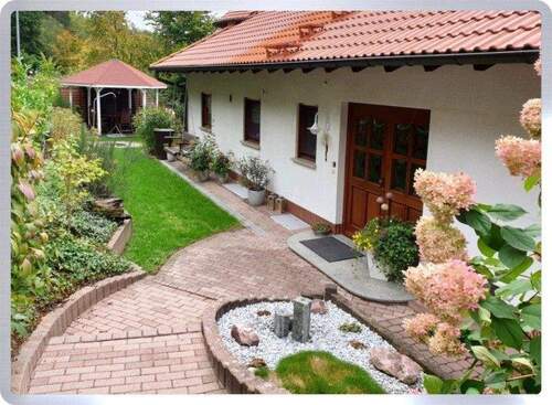 Ansicht Vorderseite - 6 Zimmer Mehrfamilienhaus, Wohnhaus zum Kaufen in Gelnhausen