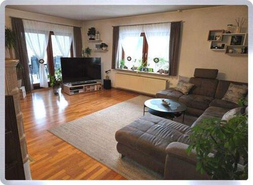 Wohnen EG - 6 Zimmer Mehrfamilienhaus, Wohnhaus in Gelnhausen