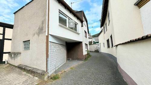 Bild 2 - 6 Zimmer Einfamilienhaus zum Kaufen in Rheinbrohl