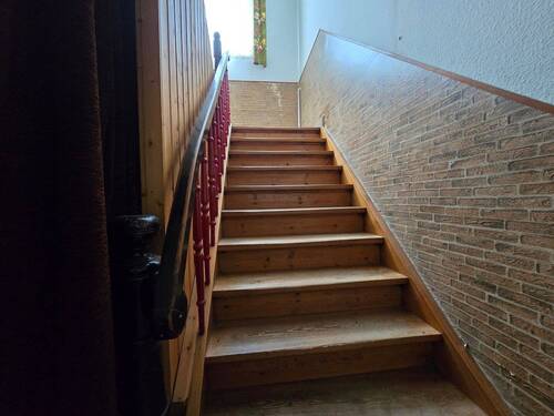 Treppe ins OG.jpg - 