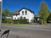 Straßenansicht .jpg - 6 Zimmer Einfamilienhaus in Nortorf