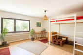 Schlafzimmer, aktuell Kinderzimmer - 