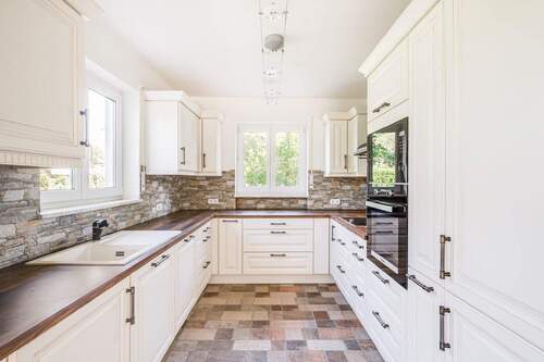 Kueche - 5 Zimmer Doppelhaushälfte in Gräfelfing