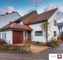 Familienfreundliche Doppelhaushälfte mit Einliegerwohnung, Sauna und Garage in bevorzugter Randlage - Waiblingen Hegnach
