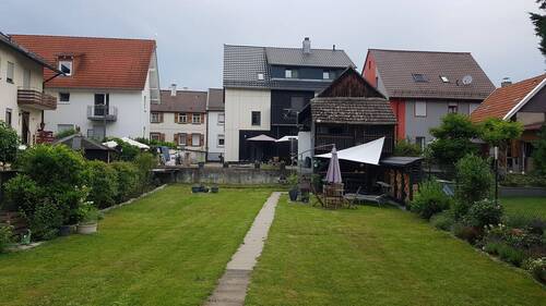 Baugrundstück_Blick nach NordWest zum Bestandsgebäude.jpg - 444.000,00&nbsp;EUR Kaufpreis, ca.&nbsp; 0,00&nbsp;m&sup2;