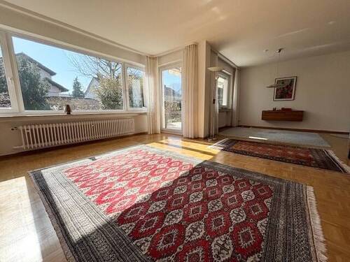 Wohnen / Essen EG - Mehrfamilienhaus, Wohnhaus mit 257,00 m&sup2; in Singen zum Kaufen