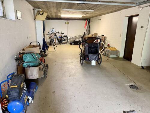 Garage - 