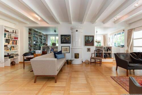 Wohnhalle - 8 Zimmer Einfamilienhaus in Heikendorf