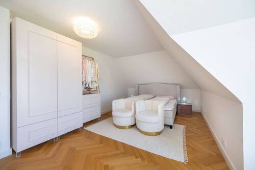 Schlafzimmer - Etagenwohnung mit 112,00 m&sup2; in München zum Kaufen