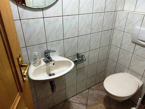 Separates WC im UG - 