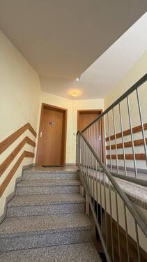 Hausflur - Etagenwohnung mit 69,20 m&sup2; in Schwerin zum Kaufen