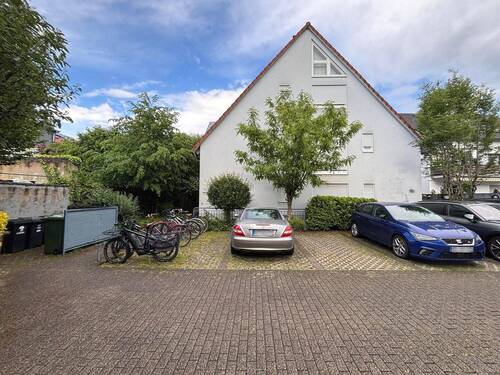 Haus mit Stellplätze - 