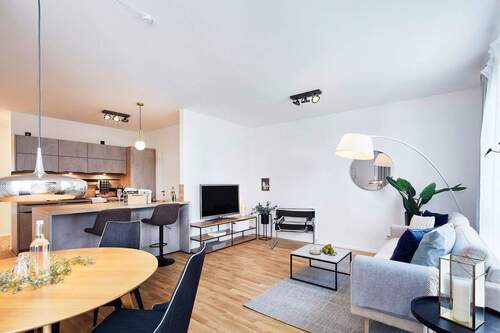 Wohnen - 4 Zimmer Etagenwohnung in Nürnberg