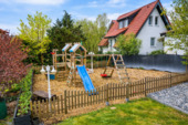 Eigener Spielplatz - 