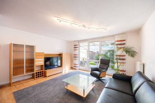 Wohnzimmer - 5 Zimmer Reihenmittelhaus in Kirchheim am Neckar