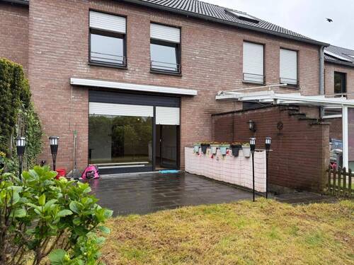 Außenansicht - 6 Zimmer Reihenmittelhaus zum Kaufen in Krefeld