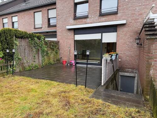 Gartenansicht - 6 Zimmer Reihenmittelhaus in Krefeld