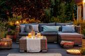 Terrasse Sommer abends.jpg - NUR NOCH 2X ZU HABEN! NATURVERBUNDENES FAMILIENHAUS MIT DACHTERRASSE UND QNG-STANDARD!