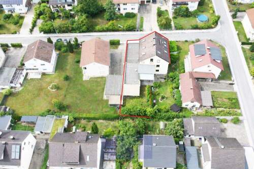 Luftaufnahme eines ruhigen Wohnviertels - 