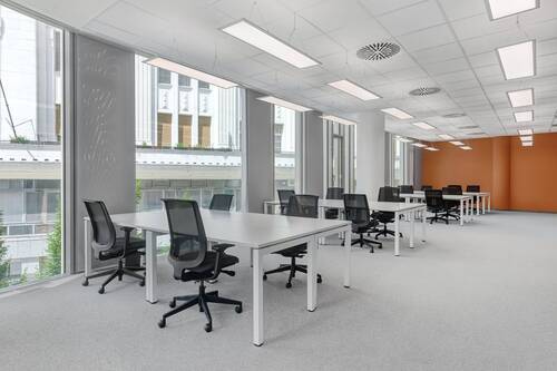 Signature Szervita Square 5134 Budapest Hungary La - Voll ausgestatteter privater Büroraum für Sie und Ihr Team in Regus KARLSRUHE, Rondellplatz