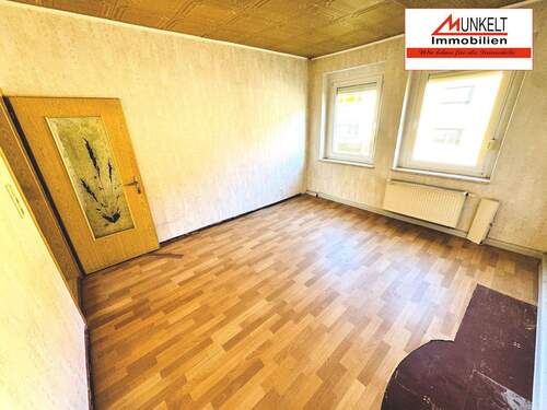 Zimmer -1 - Etagenwohnung mit 60,00 m&sup2; in Teuchern zum Kaufen