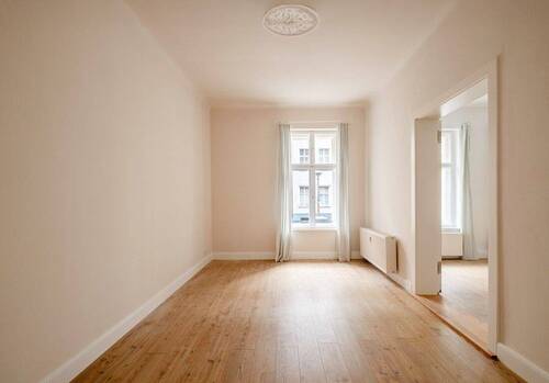 Zimmer 2 - 