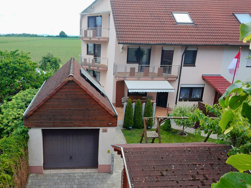 DHH mit Garage - 5 Zimmer Mehrfamilienhaus, Wohnhaus zum Kaufen in Nördlingen