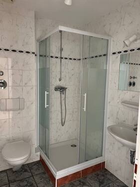 Bad-WC (2.OG-rechts) - 