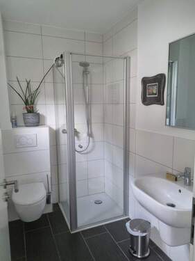 Gäste_WC mit Dusche - 