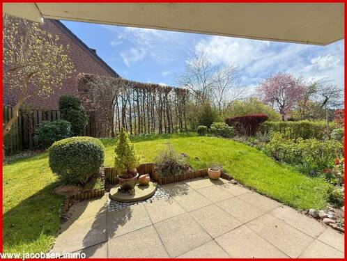 Blick aus dem Keller in den Garten - 