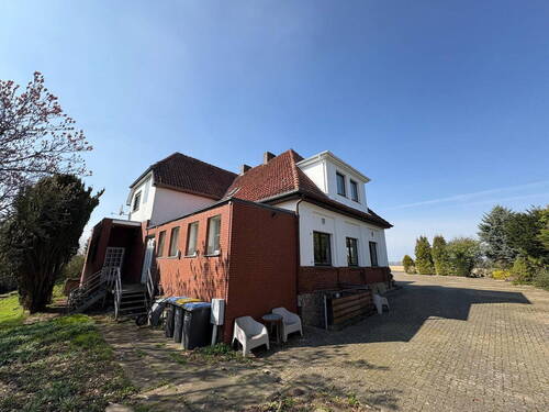 Blick hinteres Haus - Mehrfamilienhaus, Wohnhaus mit 300,00 m&sup2; in Porta Westfalica zum Kaufen