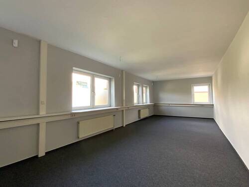 Bürofläche EG/ Straßenseitig - 