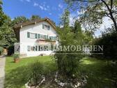 Impressionen Haus - AIGNER - Gepflegtes Mehrfamilienhaus in ruhiger Seitenstraße in Ottobrunn