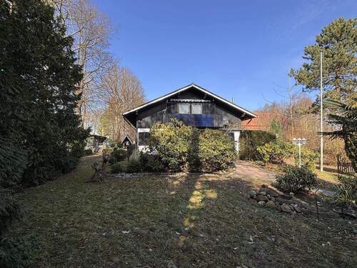 Gartenansicht - Ein-Zweifamilienhaus - 379.000,00&nbsp;EUR Kaufpreis, ca.&nbsp; 145,00&nbsp;m&sup2;&nbsp;Wohnfl&auml;che