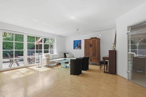 Wohnzimmer - Doppelhaushälfte mit 158,00 m&sup2; in Köln zum Kaufen