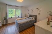 Schlafzimmer EG - 