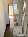 Bad mit Dusche - 