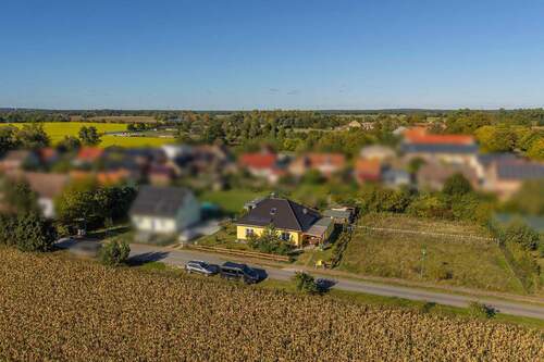 Bild 2 - 3 Zimmer Bungalow zum Kaufen in Milower Land