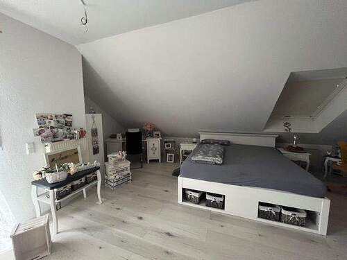 Schlafzimmer DG - 