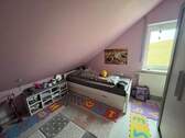 Kinderzimmer DG - 