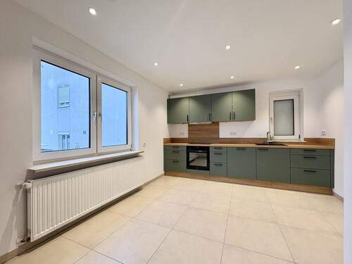 Wohnküche (2) - 3 Zimmer Etagenwohnung zur Miete in Ingolstadt