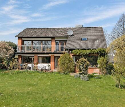 Gartenansicht - Toplage in Wellingsbüttel - 945.000,00&nbsp;EUR Kaufpreis, ca.&nbsp; 162,00&nbsp;m&sup2;&nbsp;Wohnfl&auml;che