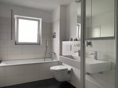 Bad - 3 Zimmer Etagenwohnung in Augsburg